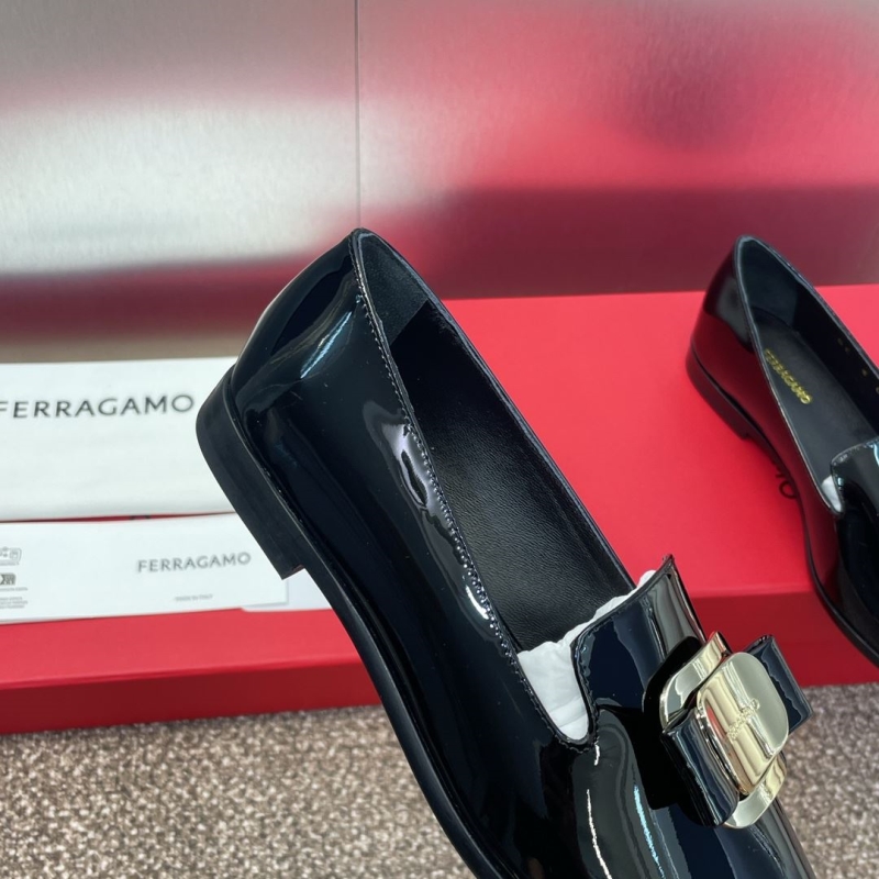 Ferragamo flat shoes